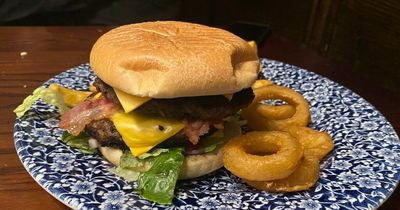 Ex-Wetherspoons worker reveals why you should never order a premium burger
