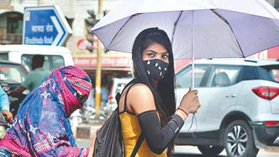 No relief from searing heat: People in Madhya Pradesh eagerly wait for monsoon