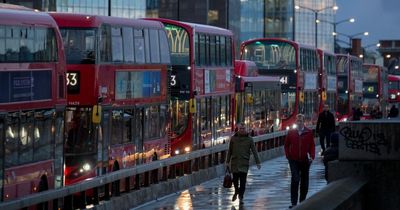 UK weather forecast: Jubilee Bank Holiday at risk of WASHOUT as ‘heavy rain’ could hit