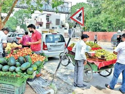 Fruit prices surge in Bhubaneswar ahead of festival