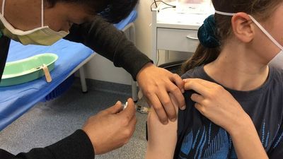 Free flu jabs to be available in NSW from Wednesday amid 'increasing hospitalisations'