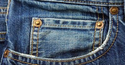 People wondering what the tiny pockets in a pair of jeans are for finally get an answer