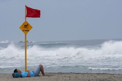 First hurricane of the eastern Pacific season approaches southern Mexico