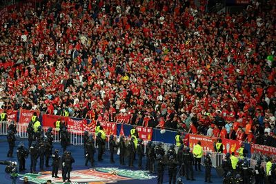 Liverpool fans were ‘mugged and assaulted’ outside Stade de France, says supporters’ group