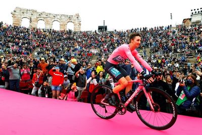 Australia's Hindley wins Giro d'Italia to claim first Grand Tour