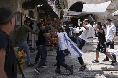 Israel-Palestine news: Chaos as Israelis rally in East Jerusalem