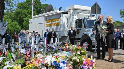 Biden arrives in Uvalde, Texas to visit mourning families