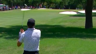 Jordan Spieth’s incredible shot over a large tree had golf fans in utter disbelief