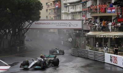 Lewis Hamilton criticises FIA for delaying Monaco Grand Prix start