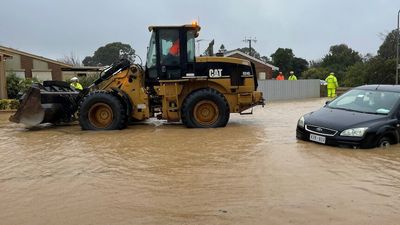 Mini tornado hits Adelaide's northern suburbs damaging roads and homes