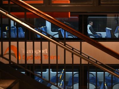Dispute over new Sydney train fix costs