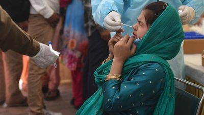 COVID-19: Slightly decrease in cases; India records 2,706 new infections