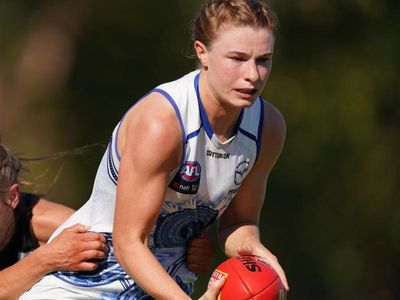 Hawks swoop on Gilroy before AFLW deadline