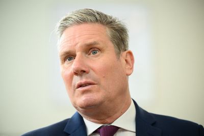 Keir Starmer should resign and stand for re-election if fined over Beergate, says former Labour minister