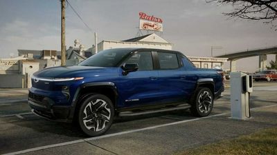 General Motors Wants Fleet Customers To Buy EVs, Not ICE