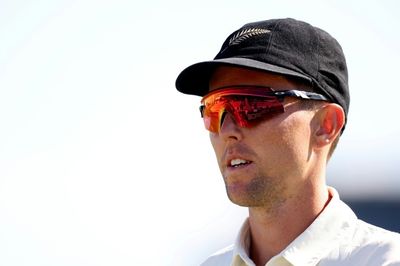 New Zealand sweat over Boult, Nicholls for England Test opener