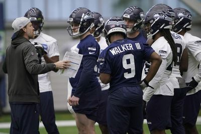 Seahawks had issues reaching Ken Walker by phone when they were on the clock