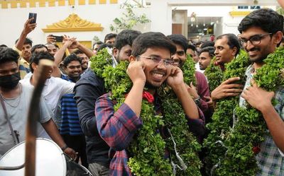 Success of Telugu states in Civil Services dips