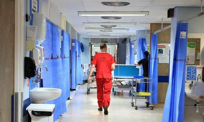Loss of 25,000 NHS beds caused ‘serious patient safety crisis’, finds report