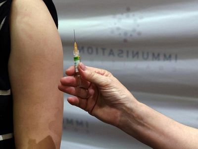 Victoria to roll out free flu vaccines