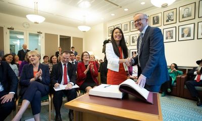 Anthony Albanese tells Labor colleagues not to waste a day as he urges ‘more inclusive’ parliament