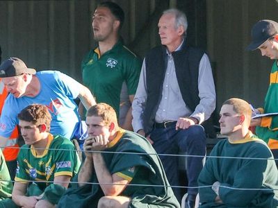 Bennett joins Sam Burgess in coaching box