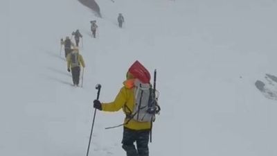 1 Dead, 2 Others Rescued After Avalanche In Colorado