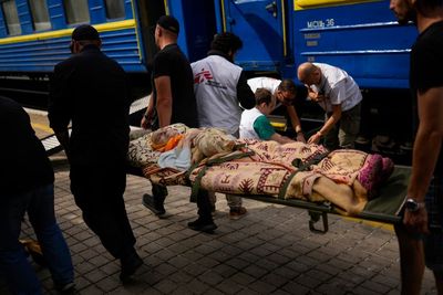 A 'terrible nightmare': Treating Ukraine's wounded civilians