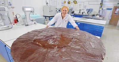 Frances Quinn smashes her own record for world's biggest Jaffa Cake