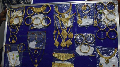 Maharashtra: Gold worth Rs38 lakh recovered from Odisha thief, aide