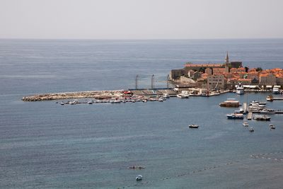 Fleeing war in Ukraine, Russians find home in Montenegro