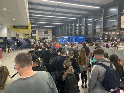 Monday ‘to be busiest day at British airports since 2019’ as hundreds of flights cancelled