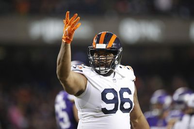 Former Bears DL Akiem Hicks signing one-year deal with Bucs