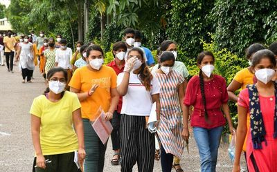 Medical seats cancelled: students knock on health varsity’s doors