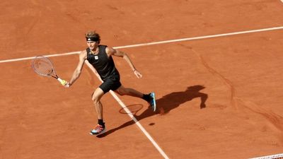 Zverev downs boy wonder Alcaraz to reach French Open semi-final