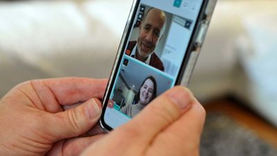 Telehealth usage at an all-time high in Western Australia, clinical psychologist says