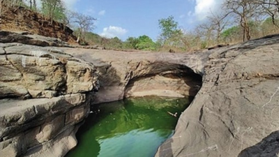 Maharashtra: Panvel waterfall plugged with stones to prevent drownings, greens see red