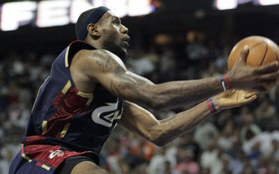 On this date: LeBron James leads Cavs to big Game 5 win over Pistons