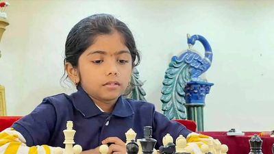 Vedika only Nagpur player to win medal in 10th school national chess meet