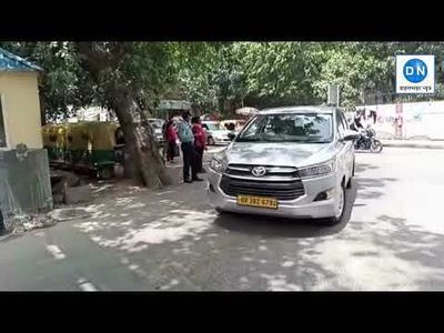 Delhi: SP chief Akhilesh Yadav reaches Sir Ganga Ram Hospital to meet Azam Khan