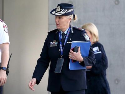 Top cop in court over Qld jab challenge