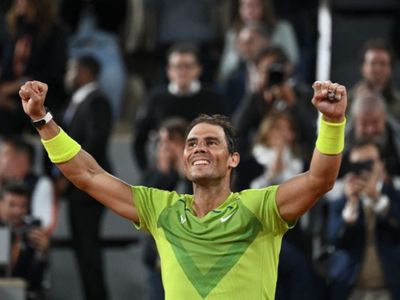 Rafael Nadal outlasts Novak Djokovic to inch closer to a 14th French Open title