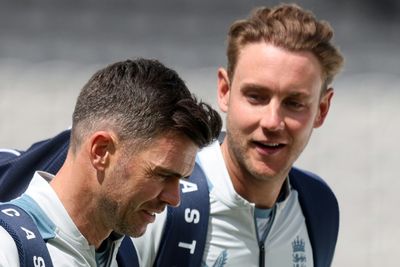 England recall Broad and Anderson as Potts makes debut in New Zealand opener