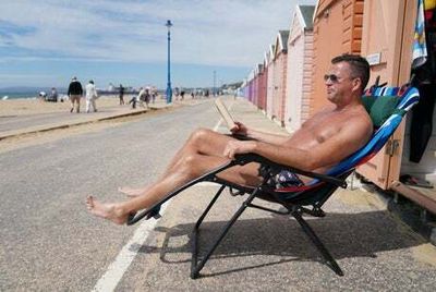 Give workers at least four more bank holidays, say union chiefs