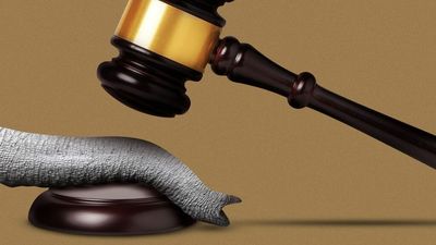 Conservatives' campaign against social media stalls out