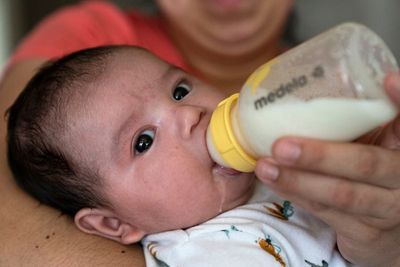 Biden to meet with baby formula makers on easing shortage