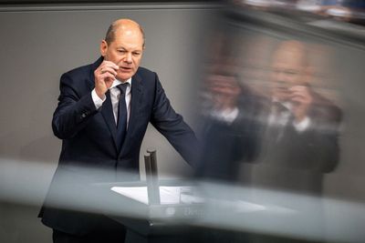 Germany's Scholz seeks broad alliance to curb inflation