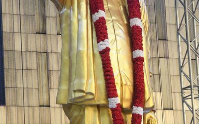Madras High Court reserves orders on PIL against Karunanidhi’s statue in Tiruvannamalai