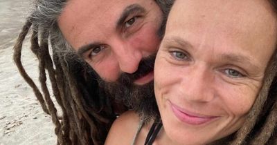 Mum welcomes son in 'free birth' in the ocean - but some think it's not 'sanitary'