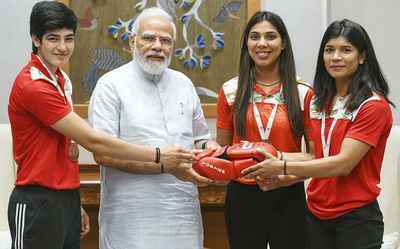 PM Modi meets boxing world champion Nikhat Zareen, bronze medallists Manisha Moun and Parveen Hooda